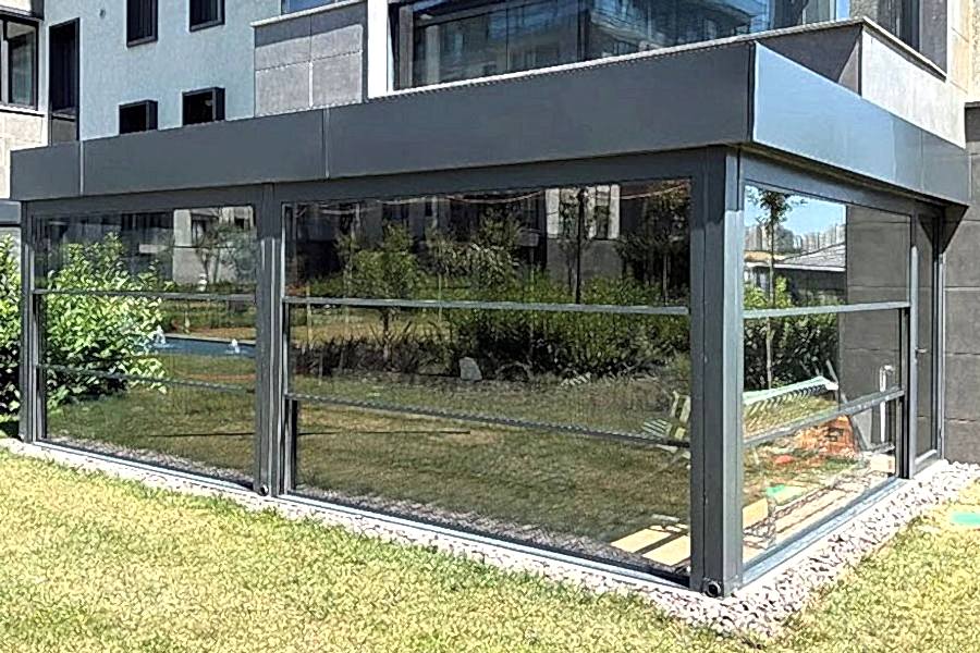 Beylikdüzü Giyotin Cam Sistemleri – Modern Çözümler Beylikdüzü Giyotin Cam Sistemleri – Modern Çözümler